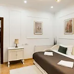Apollonia Estate Old Town Big And Luxurious *