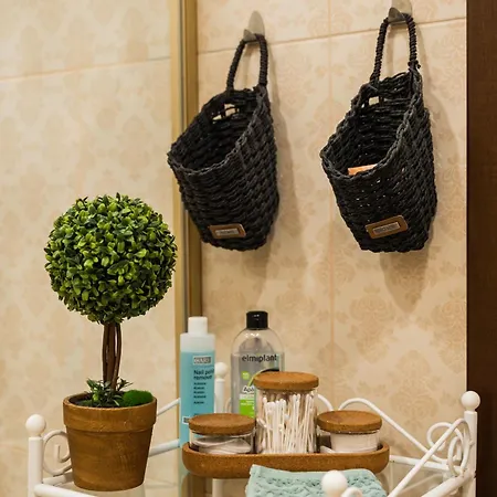 Apollonia Estate Old Town Big And Luxurious *