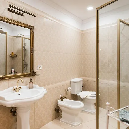 Apollonia Estate Old Town Big And Luxurious