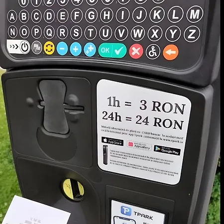 Apollonia Estate Old Town Big And Luxurious בראשוב