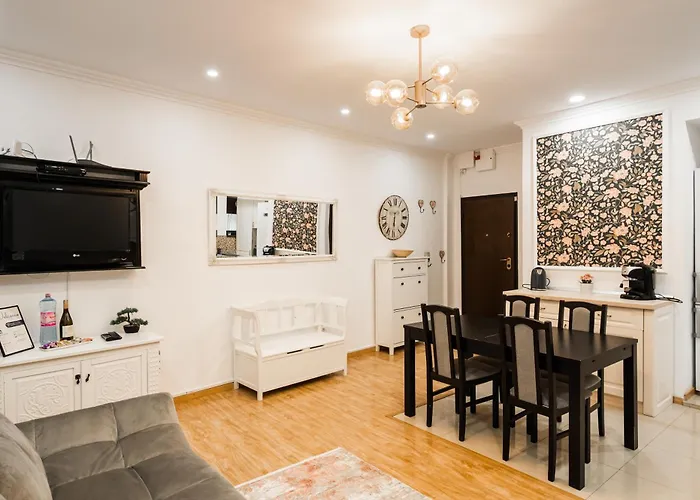 Apollonia Estate Old Town Big And Luxurious Brasov