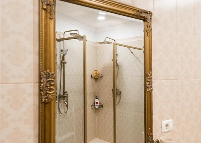 Apollonia Estate Old Town Big And Luxurious Apartment