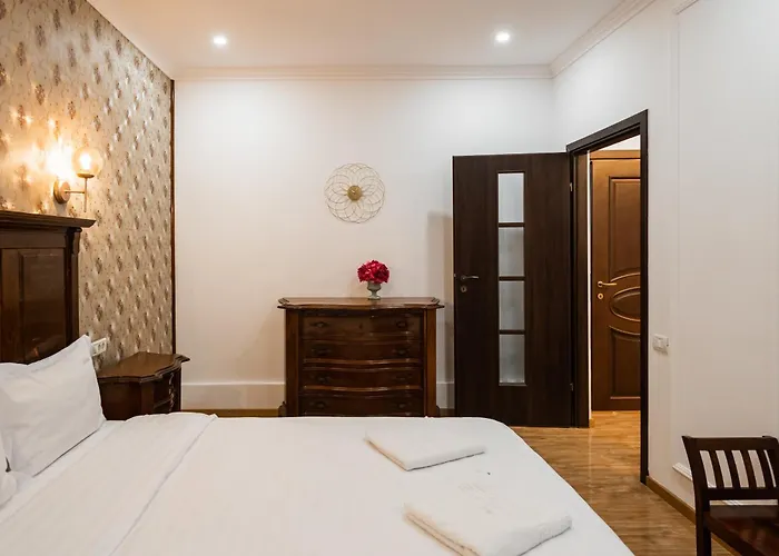 Apollonia Estate Old Town Big And Luxurious * Braşov