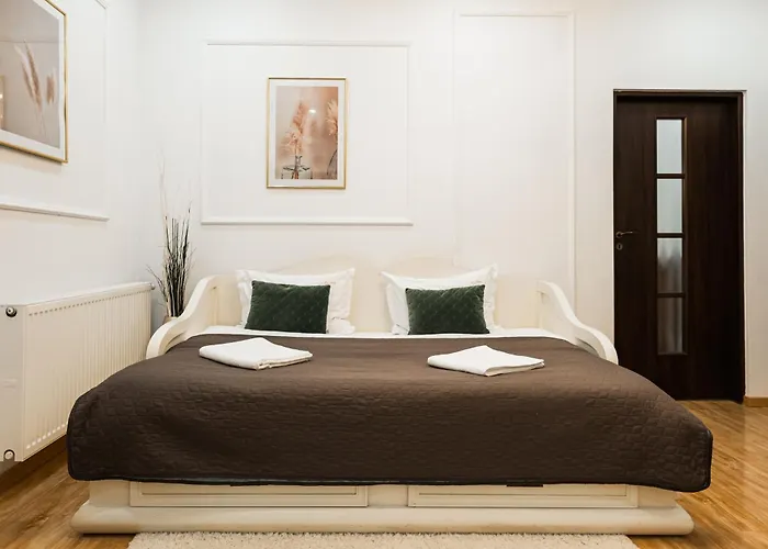 Apartamento Apollonia Estate Old Town Big And Luxurious